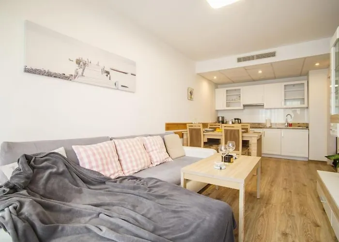 Mojemiedzyzdroje 402 Apartment